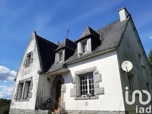 Maison à Carhaix-Plouguer (29270)