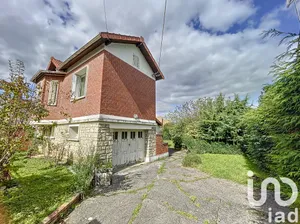 Traditional house at Orsay (91400)