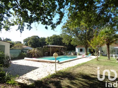 Maison à Fontcouverte (17100)