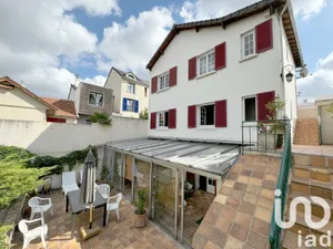 Traditional house at Colombes (92700)