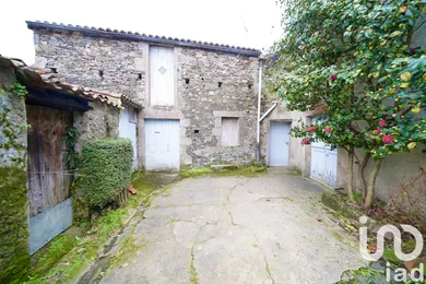 Grange à Montaigu (85600)