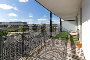 Apartment at Issy-les-Moulineaux (92130)