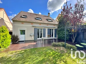 House at La Queue-en-Brie (94510)