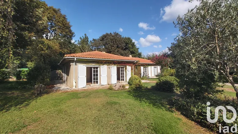 Maison 7 pièces 160 m² · à Nieul-le-Dolent · 160 m² · 285 000 €