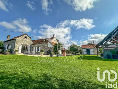 Traditional house at Meilleray (77320)