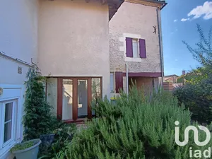 House at Magné (79460)