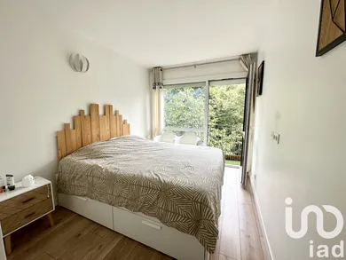 Apartment in Palaiseau (91120)