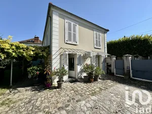 Traditional house at Brie-Comte-Robert (77170)