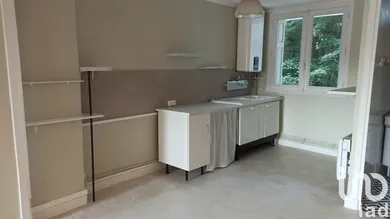 Apartment in Saint-Étienne (42000)