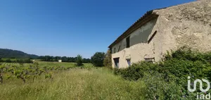 Farm in Ansouis (84240)