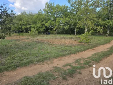 Terrain à bâtir à Lalbenque (46230)