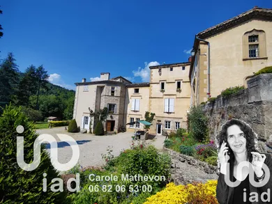 Mansion at Saint-Julien-Molin-Molette (42220)