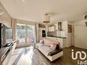 Apartment at Fleury-Mérogis (91700)