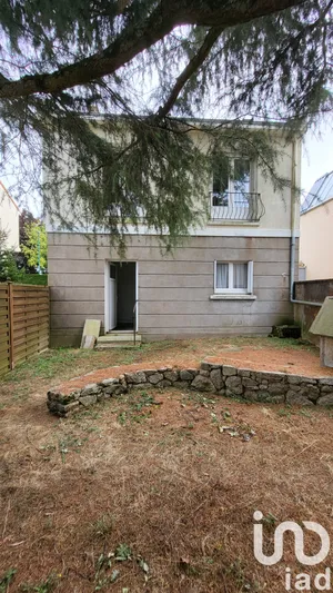 House at La Tessoualle (49280)