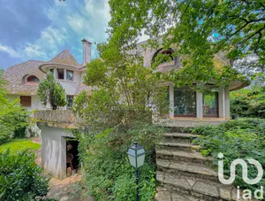 House at Malemort (19360)