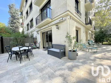 Appartement à Paris (75016)