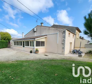 Maison traditionnelle à Reignac (33860)