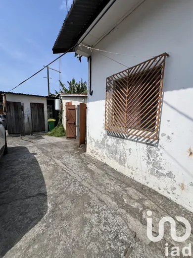 House at Saint-Pierre (97432)