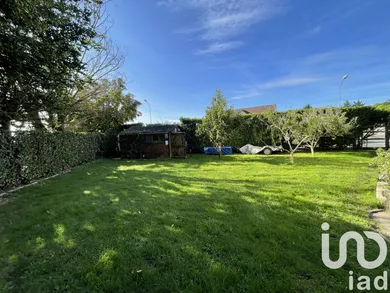 Building plot in Villejust (91140)
