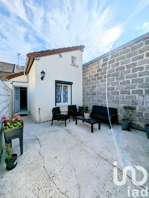 Maison de ville à Neuville-Saint-Amand (02100)