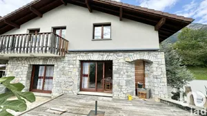 Maison traditionnelle à Thyez (74300)