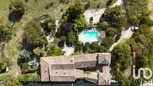 Mas à Lussan (30580)