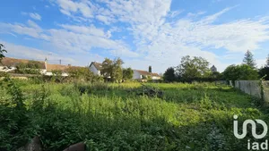 Building plot at Varennes-sur-Seine (77130)
