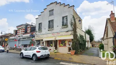 Building at NANÇAY (18330)