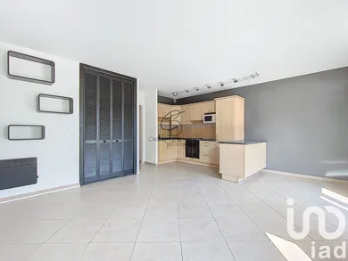 Appartement à Pontault-Combault (77340)