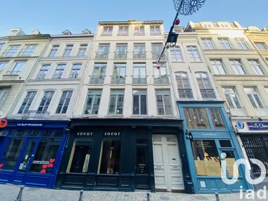 Duplex at Lille (59800) — 24/29