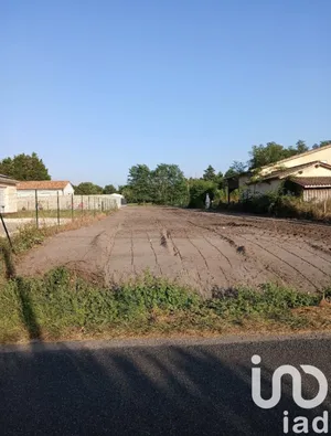 Terrain à Donnezac (33860)