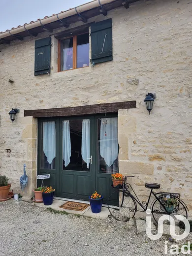 Maison à Beaulieu-sur-Sonnette (16450)