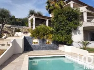 Traditional house at Cabris (06530)