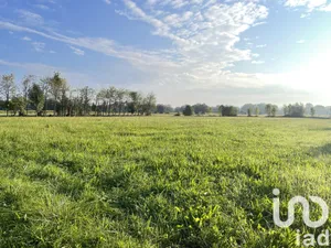 Land at Bougarber (64230)