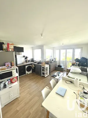 Apartment at Aubervilliers (93300)