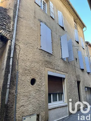 Building at Bagnols-sur-Cèze (30200)