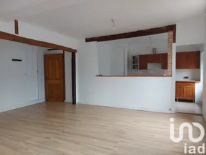 Apartment at Villeblevin (89340)