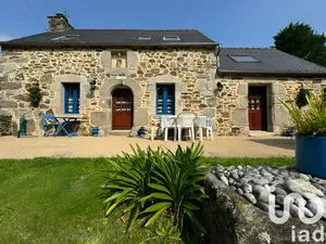 Maison à Callac (22160)