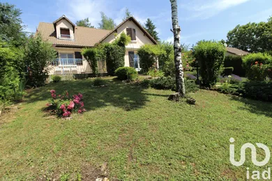 Maison à Villeneuve-sur-Yonne (89500)