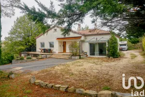 Maison à Villeneuve-de-Berg (07170)