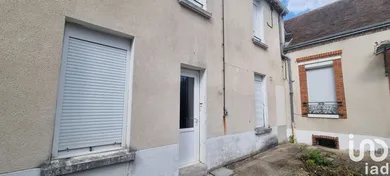 Building at Montargis (45200)