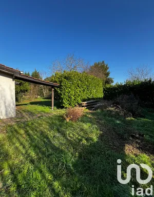 Building plot at Bassens (33530)