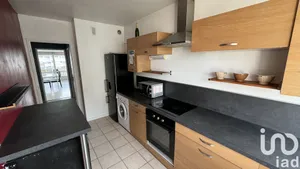 Apartment in Melun (77000)