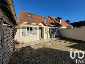 Traditional house at Verberie (60410)