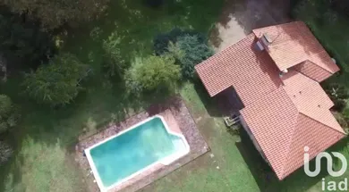 Maison traditionnelle à Uchacq-et-Parentis (40090)