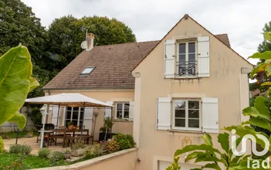 Maison traditionnelle à Montigny-sur-Loing (77690)