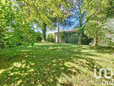 House at Tresses (33370)