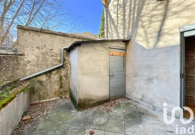 Apartment in Pont-Saint-Esprit (30130)