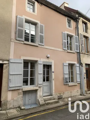 Village house at Ravières (89390)