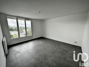 Apartment at Chilly-Mazarin (91380)